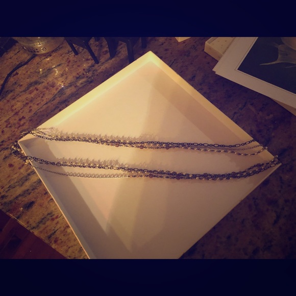 Long pearl necklace - Picture 2 of 3